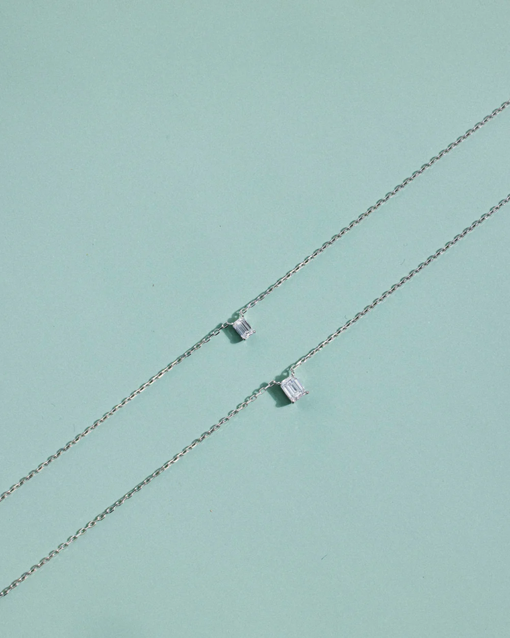 Emerald Solitaire Diamond Necklace - Image 3