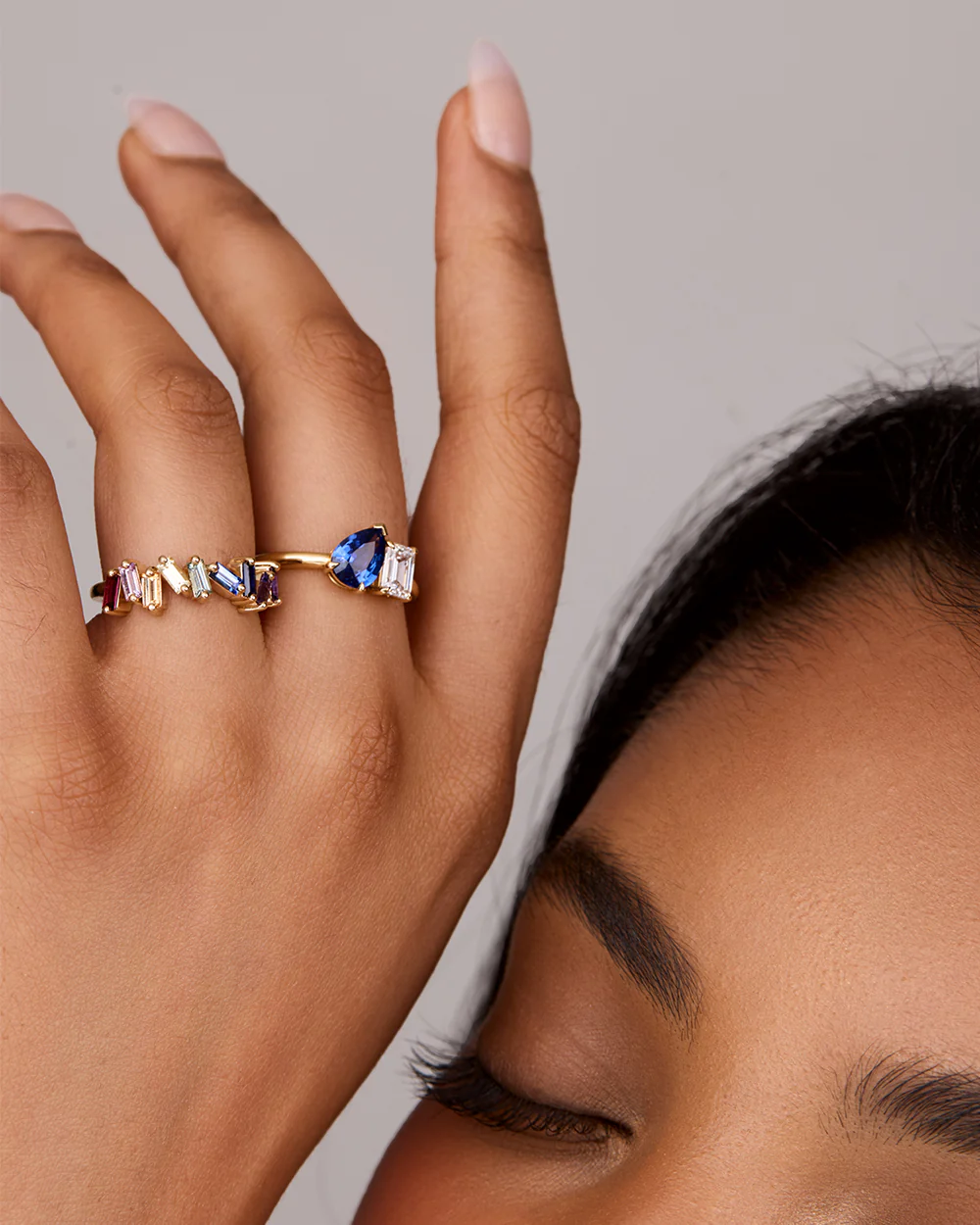 Madagascan Sapphire & Lab Grown Diamond Toi et Moi Ring - Image 4